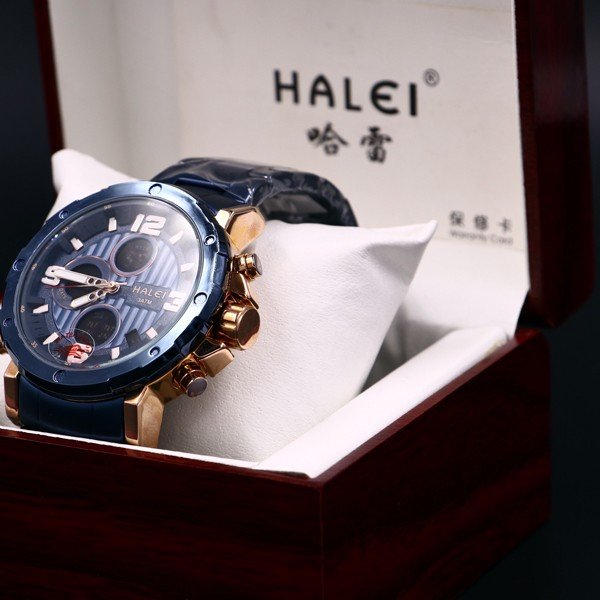 Exclusive Blue Color  Halei Wristwatch For Man With Metallic Belt